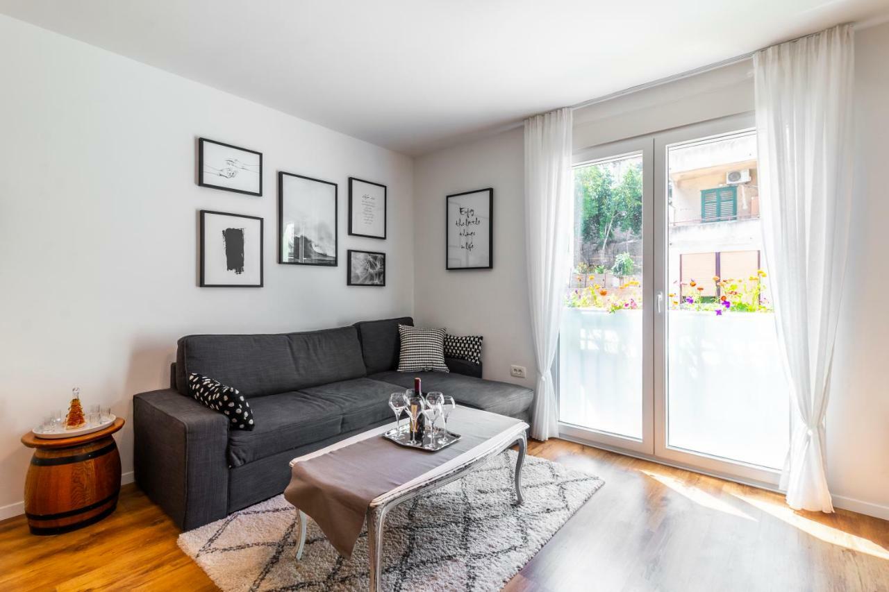 Apartment In Centre For 6 Split Exterior photo