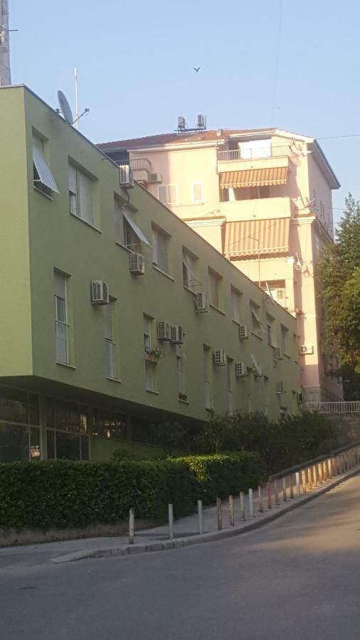 Apartment In Centre For 6 Split Exterior photo